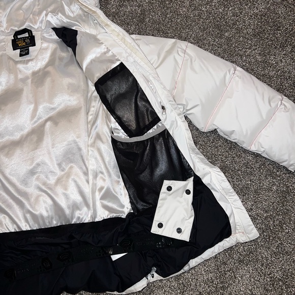 Women’s Down Mountain Hardware Coat - Picture 8 of 10